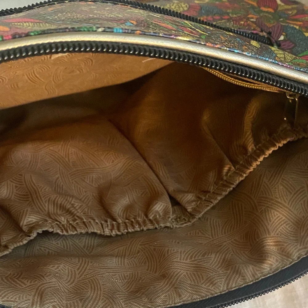 Sakroots Colorful Patterned Crossbody Bag - Picture 4 of 4